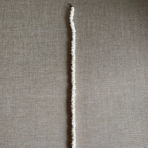 Puka Chip Shells Necklace - Picture 2 of 3